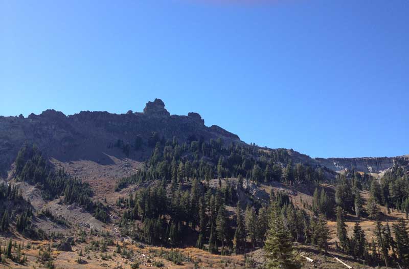 castlepeak01.jpg