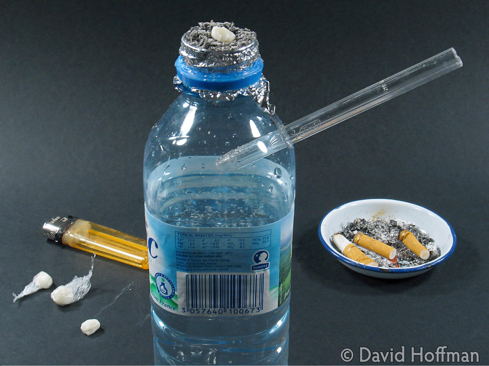 Crack_Pipe_2~2_uxga.jpg