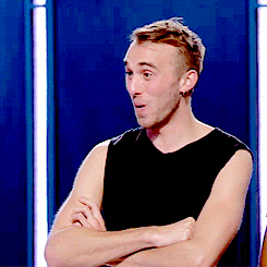 tumblr_ncvtaehF8B1qd52doo3_250.gif