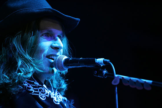 17_beck_lg.jpg