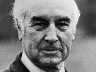 Albert-Hofmann-1976.jpg