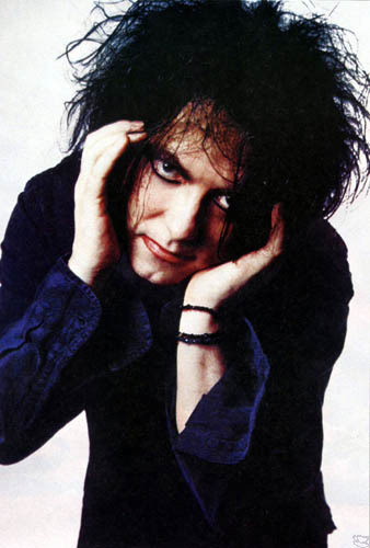 Robert-Smith-from-The-Cure-hair-3252530-338-500.jpg