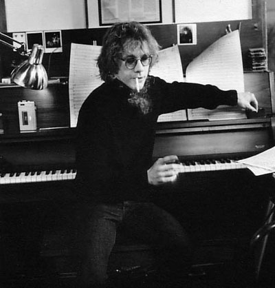 Warren-zevon-piano.png