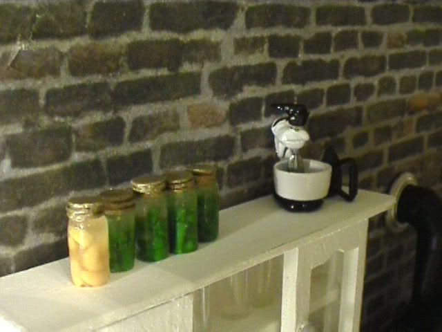 yellowcottage039.jpg