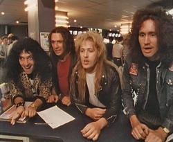 More-Bad-News-Record-Store-250.jpg