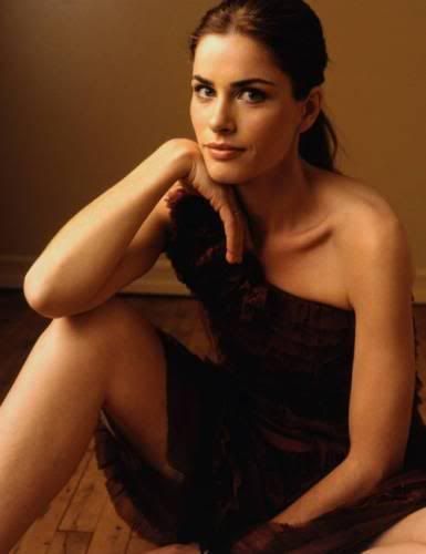 Amanda-Peet.jpg