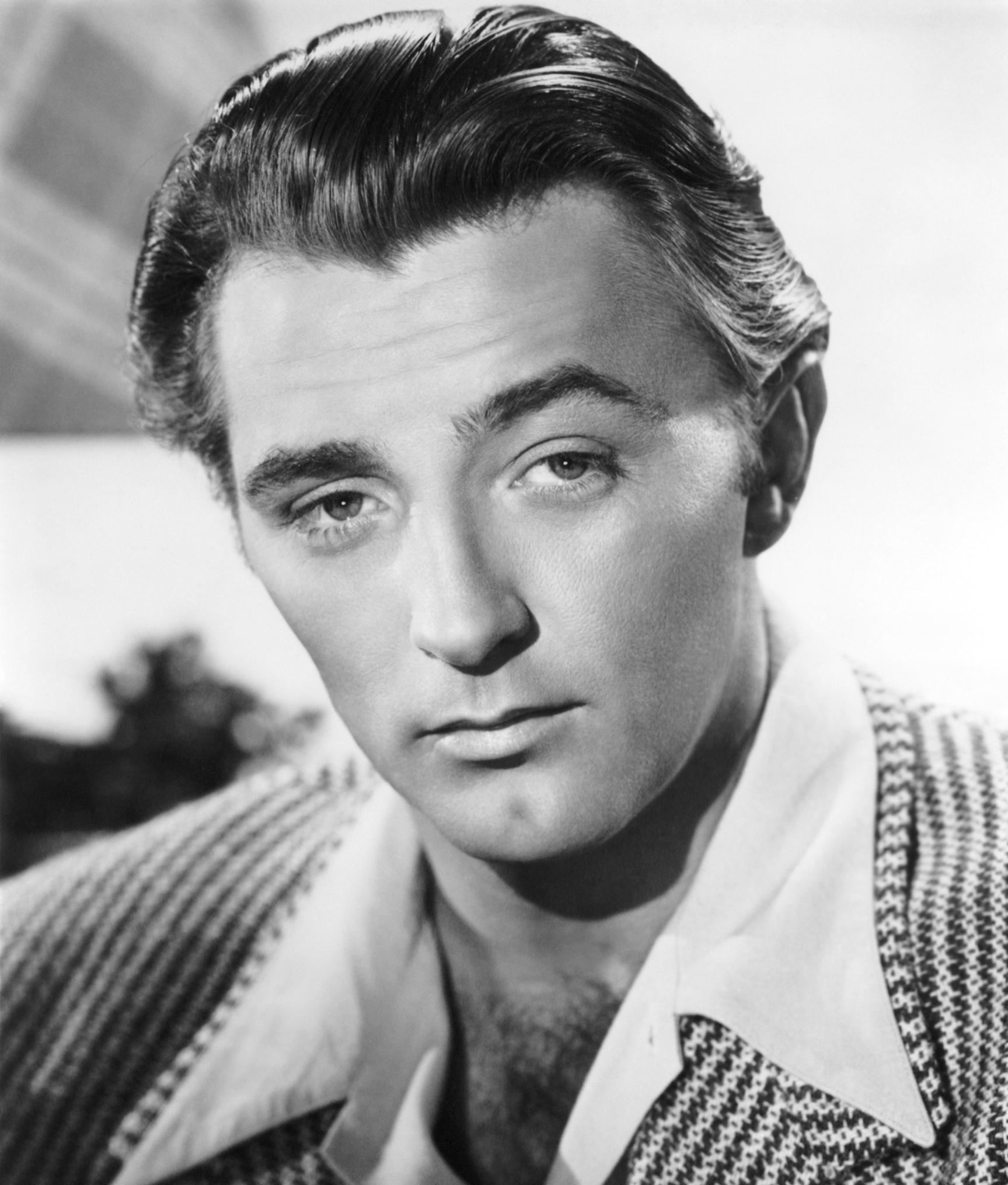 !robert-mitchum.jpg