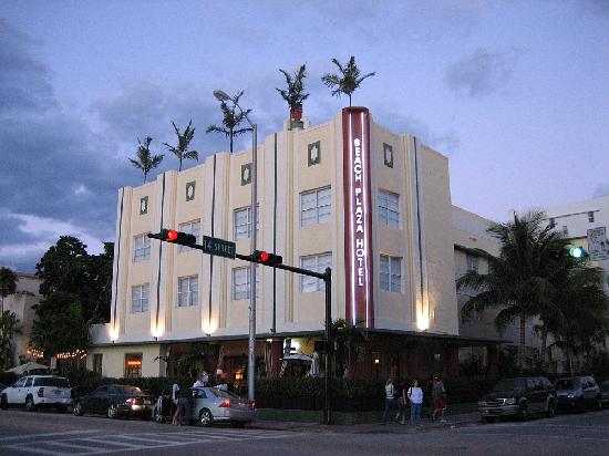 beachplazahotel_outside.jpg