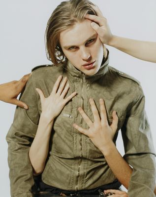 normal_MichaelPitt07.jpg