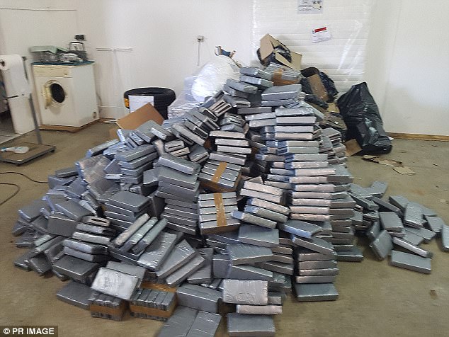 42EEC14100000578-4757826-image-a-64_1501772849383.jpg