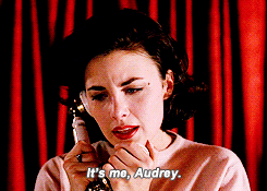 tumblr_mybye54CSE1sunajqo2_r1_250.gif
