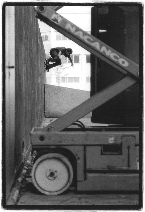 tino-arena-wall-ride-drop.jpg