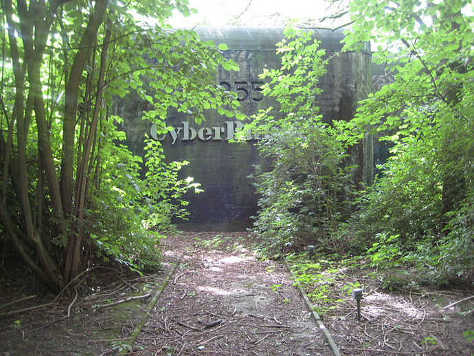 cyberbunker-entrance.jpg