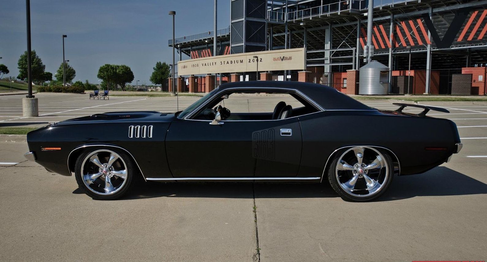 1971-Plymouth-Barracuda-383-Coupe-2.jpg