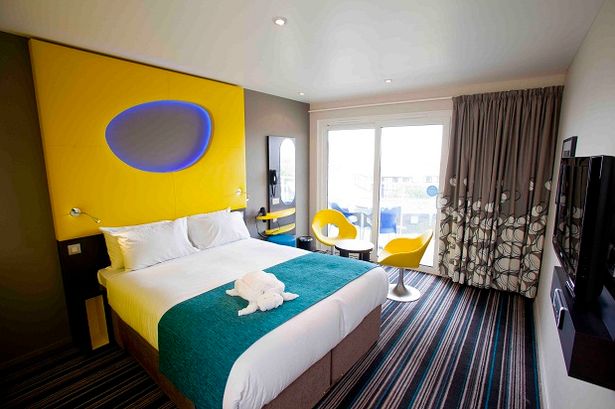 Wave%2BHotel%2B4.jpg