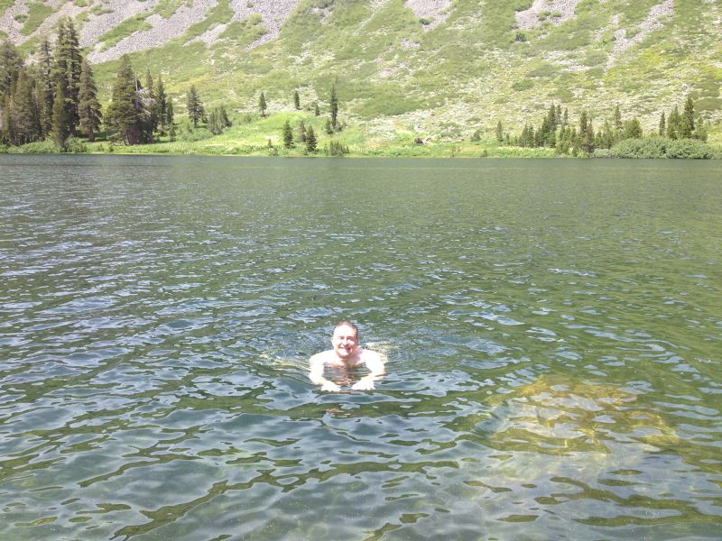 halfmoonlake02.jpg