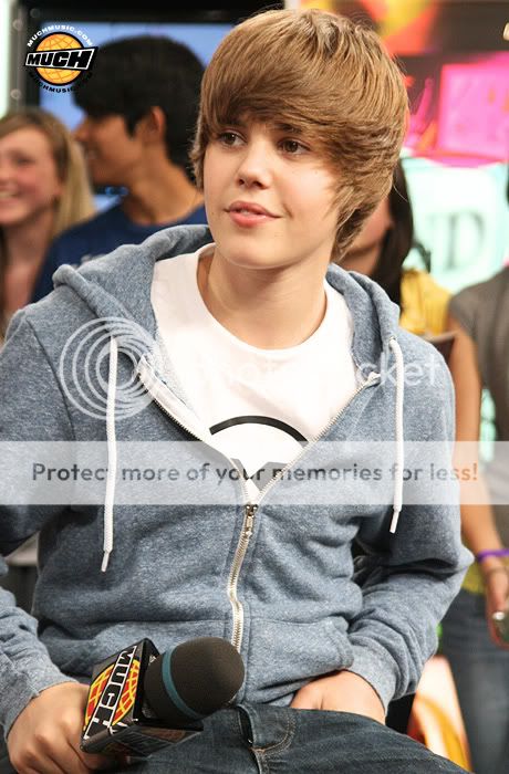 070809-justin-bieber-2.jpg