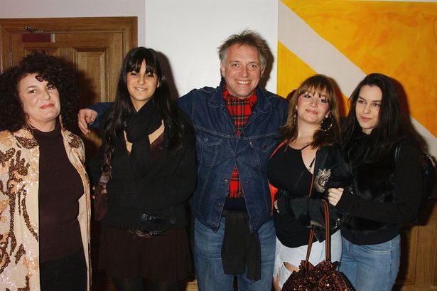 Rik-Mayall-and-Family.jpg