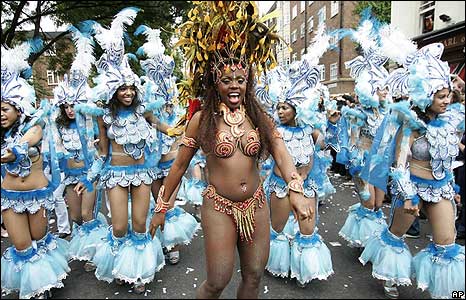 _44957898_costumes466_ap.jpg