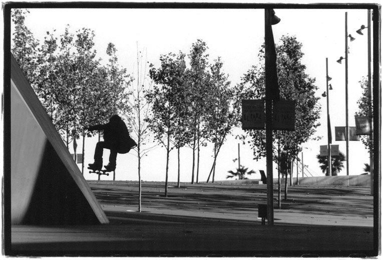 tino-arena-fs-ollie-to-flat.jpg