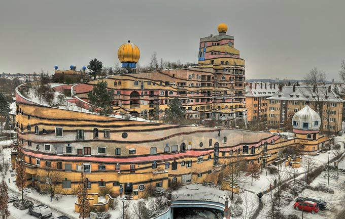 Waldspirale-Darmstadt-1-1.jpg