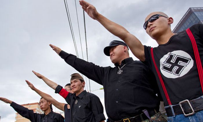 mongolian_skinheads_04.jpg