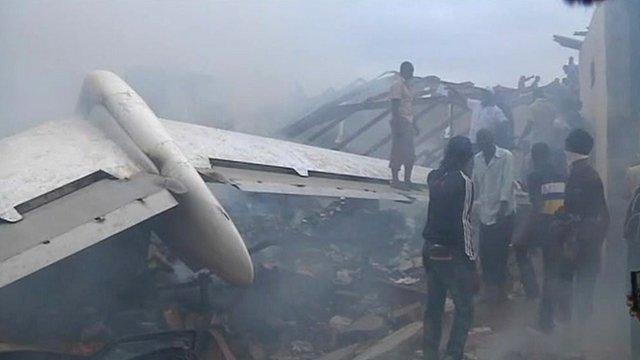 _60681219_planewreckage.jpg