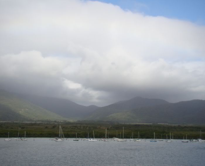 cloudstheme2.jpg