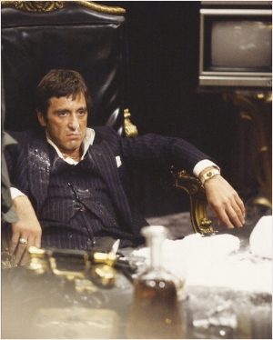tony_montana_coke.jpg