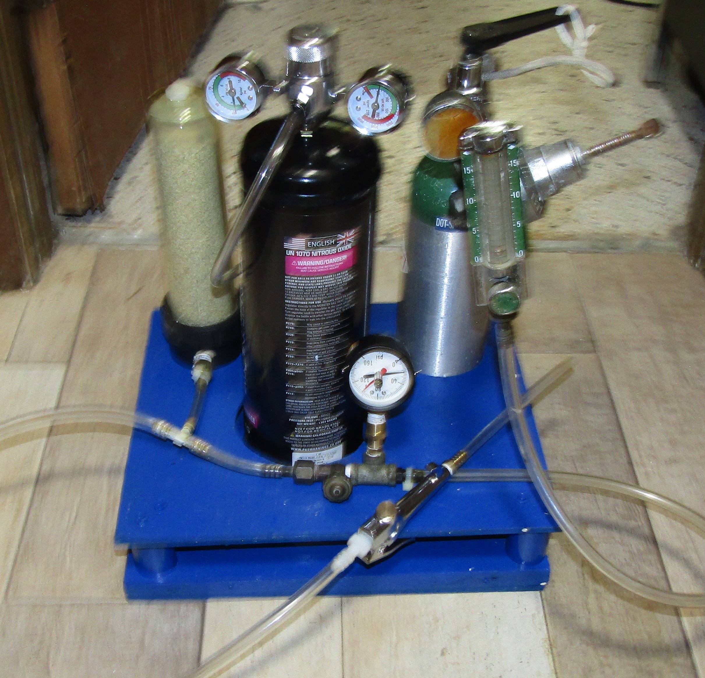 Nitrous%20rig%202.1.JPG