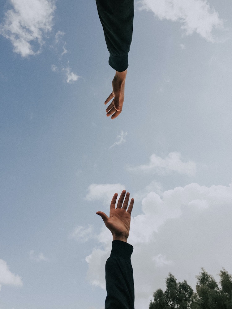 hands-psychedelic-spotlight.jpg