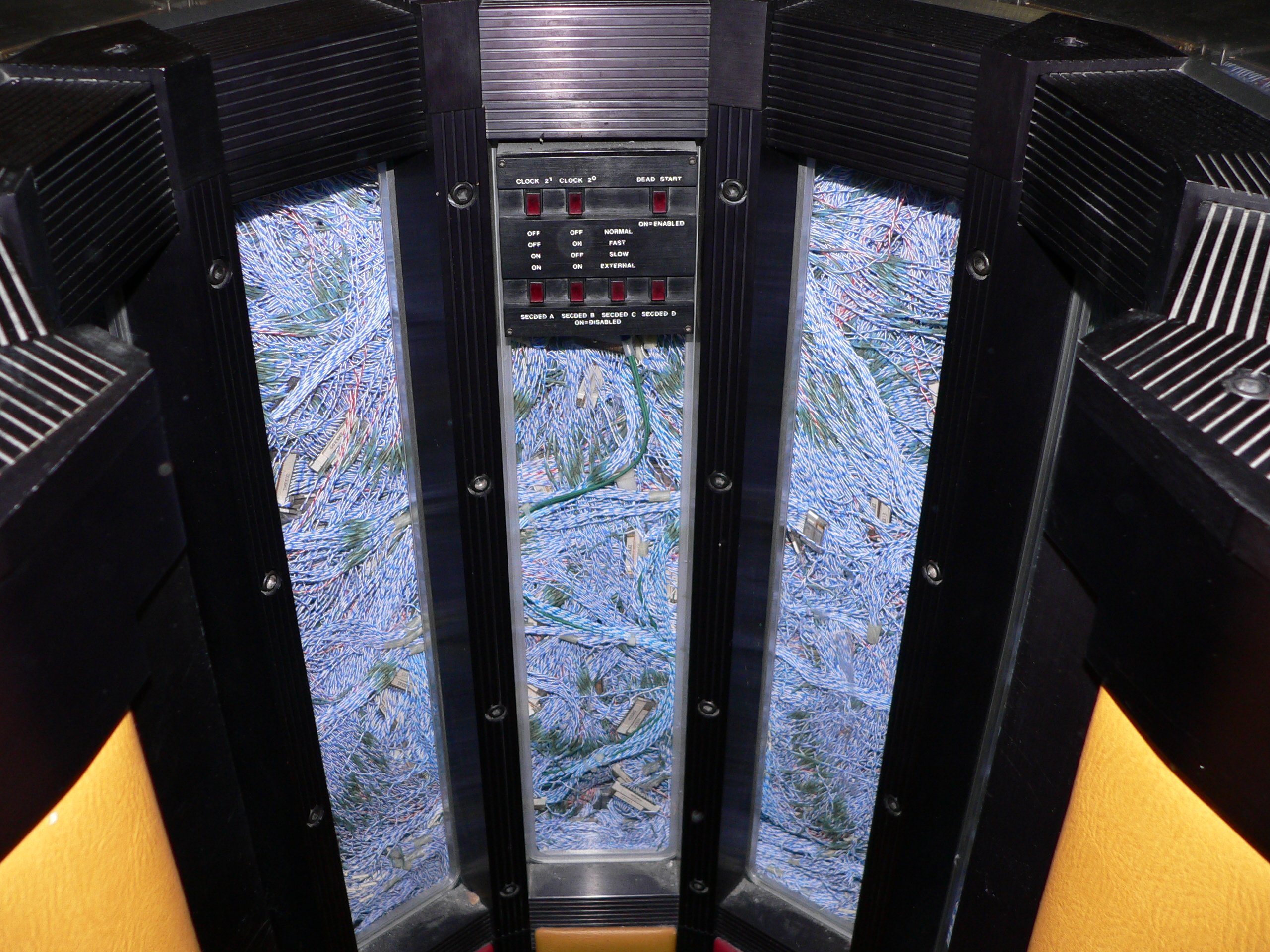 EPFL_CRAY-II_2.jpg
