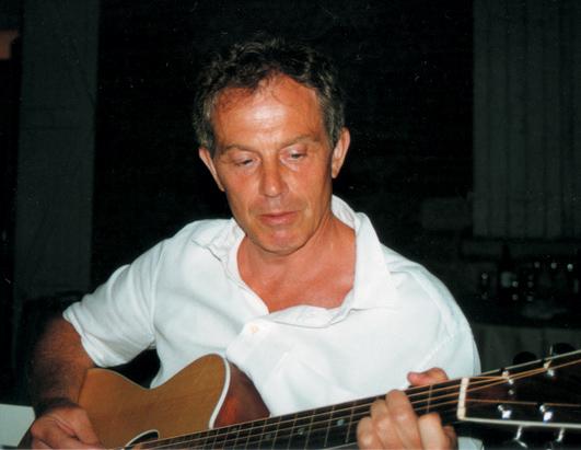 ht_guitar_100901_ssh.jpg