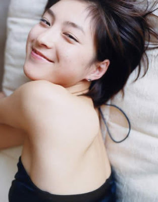 Ryoko+hirosue++1.jpg