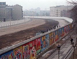 267px-Berlinermauer.jpg