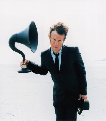 0502_tom_waits_b.jpg