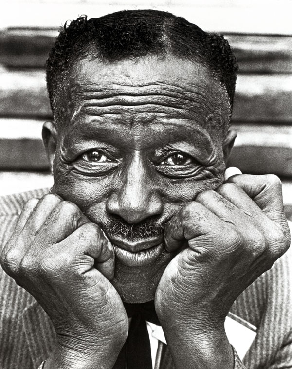 81027_-_son_house.jpg