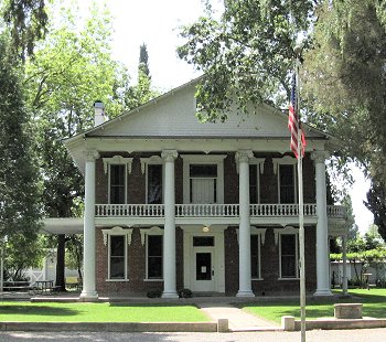 GibsonHouse3.JPG