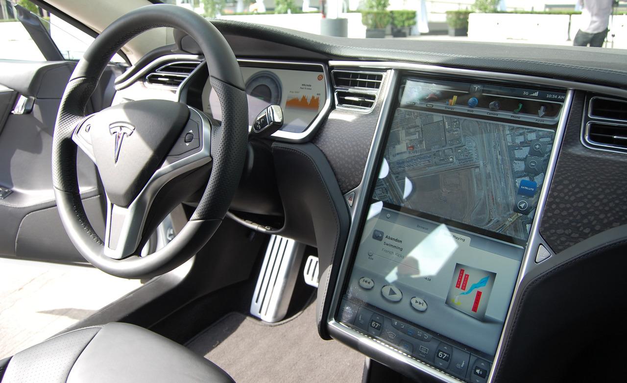 tesla-model-s-interior-6.jpg