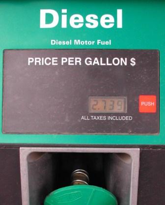 Diesel%20pump%20price%204.19.06%20small.jpg