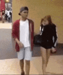 d5ppToE.gif