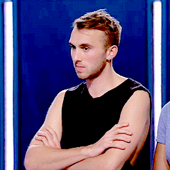 tumblr_ncvtaehF8B1qd52doo2_250.gif