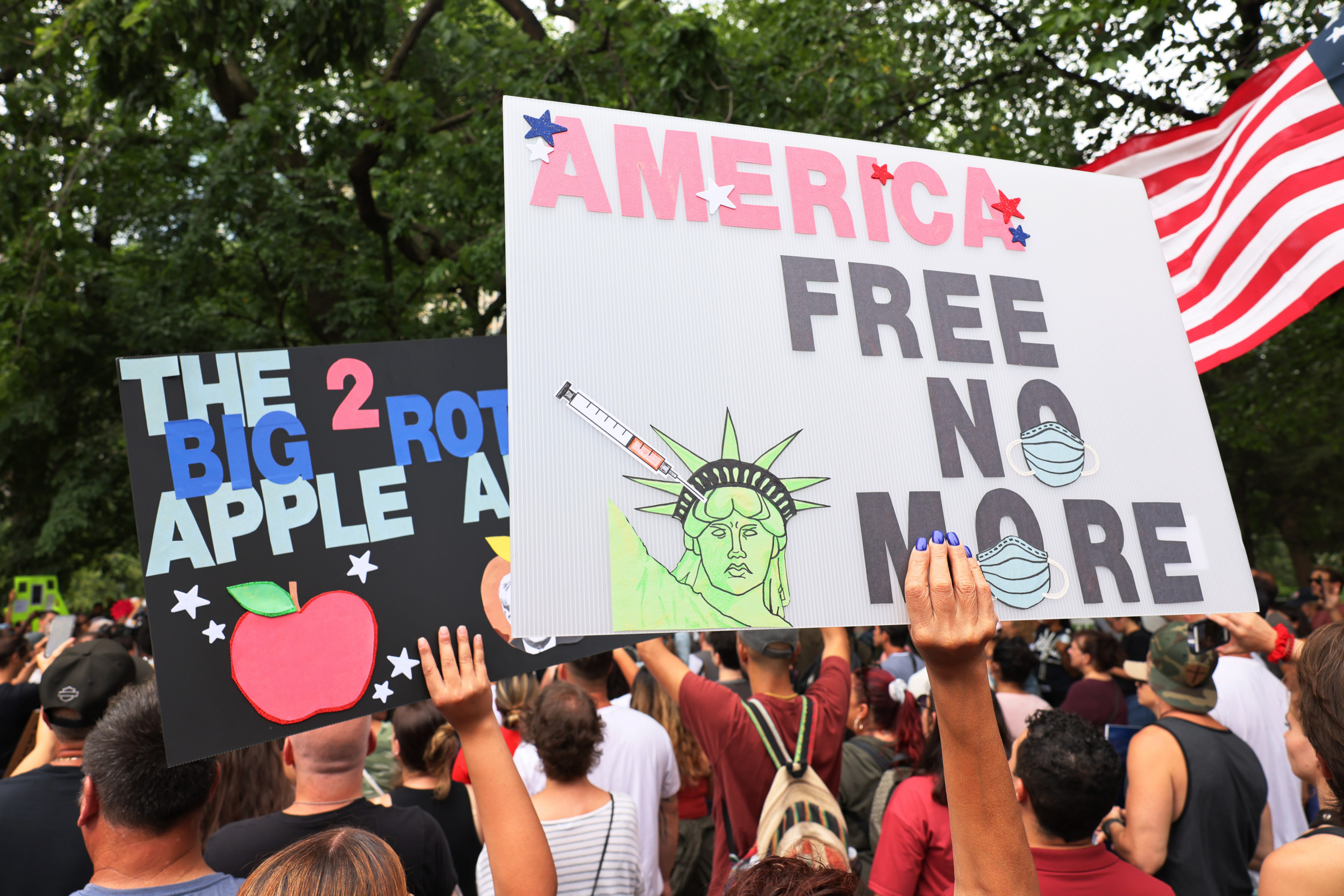 www.newsweek.com