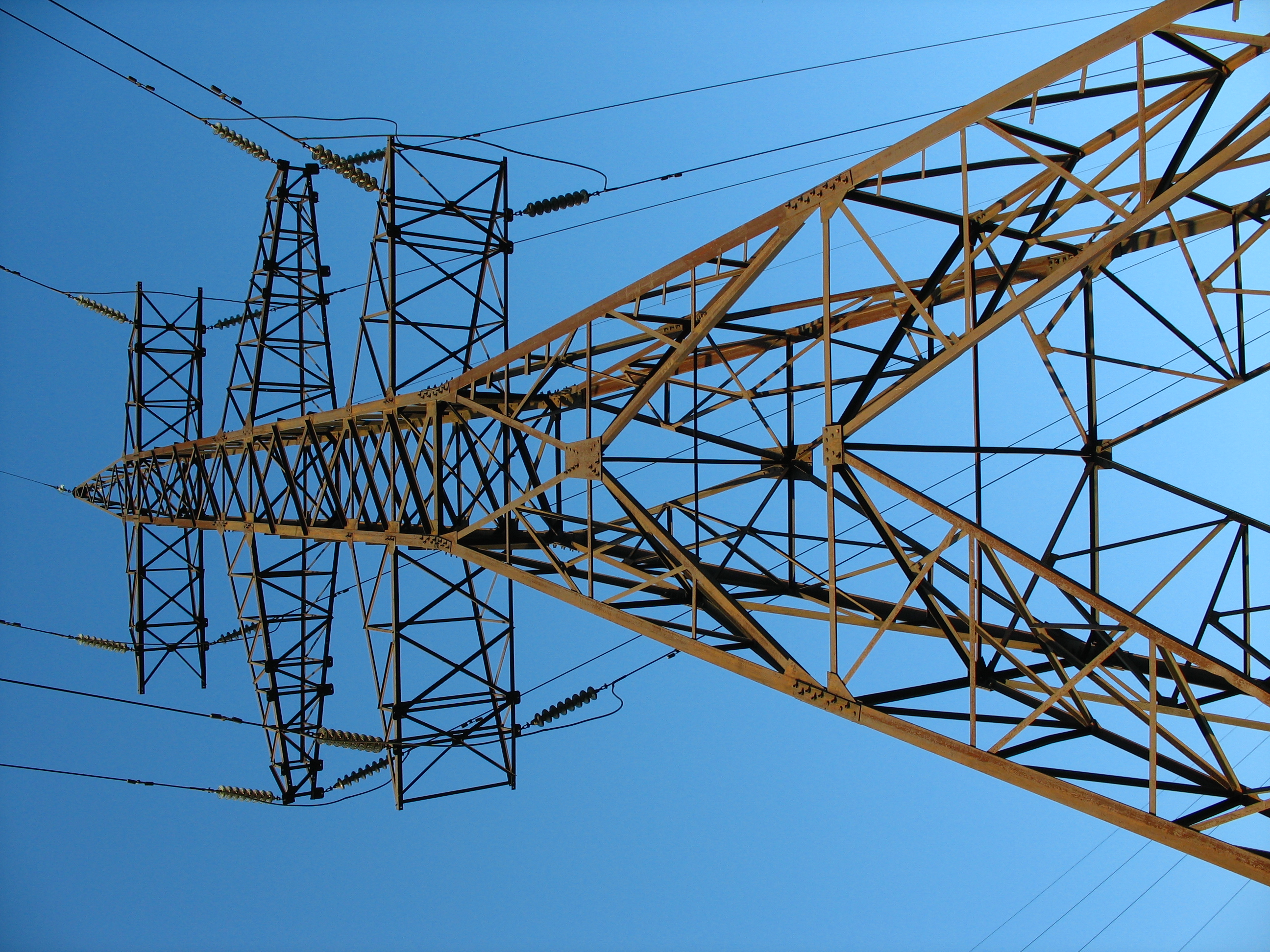 Anchor_tower_of_overhead_power_line.jpg