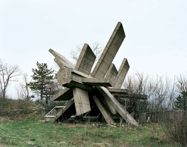 Spomenik_14.jpg