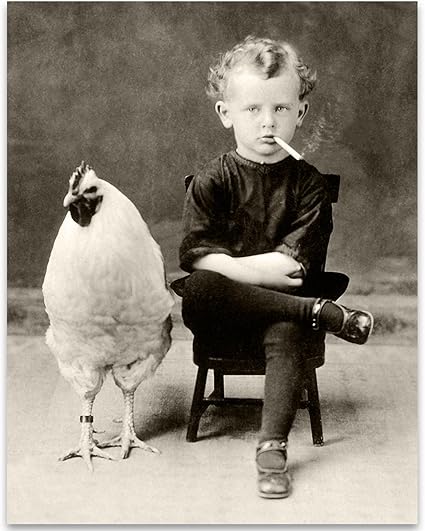 Bizarre Strange Weird Boy Smoking Cigarette avec poulet géant – 27,9 x 35,6  cm – Décoration d'intérieur vintage parfaite : Amazon.fr: Cuisine et Maison