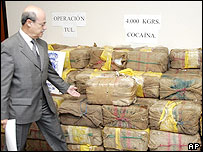 _41203855_cocainehaul_203body.jpg