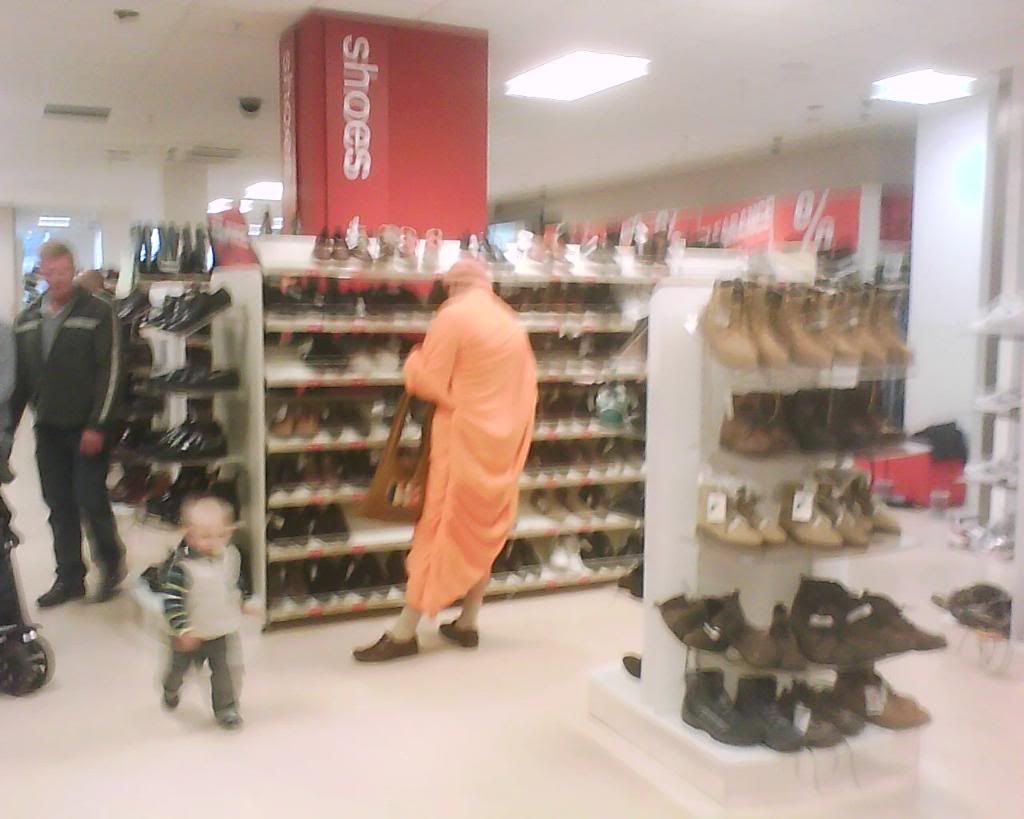 nowt008.jpg