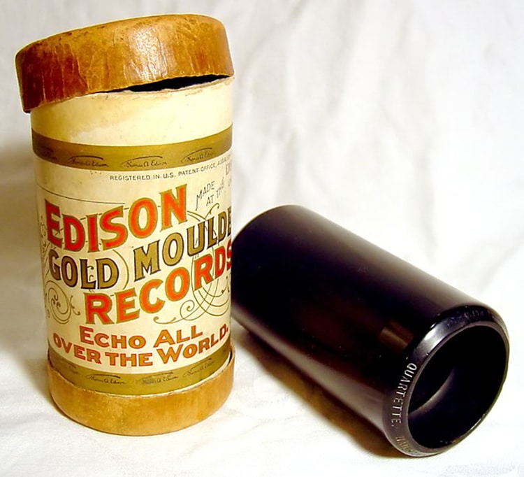 Edison-gold-moulded-wax-recording-1.jpeg