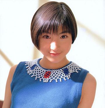 ryoko_hirosue-bomb199701-01f.jpg